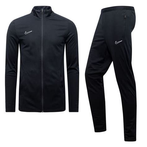 nike trtainignsanzug weiß|Nike Factory Stores.